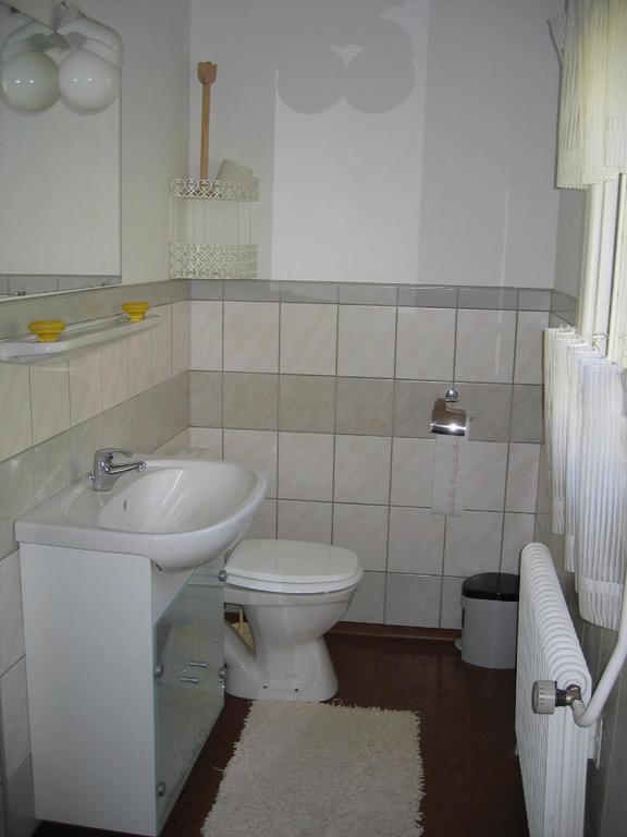 Almagarden Lantlig Miljoe Villa Svängsta Room photo